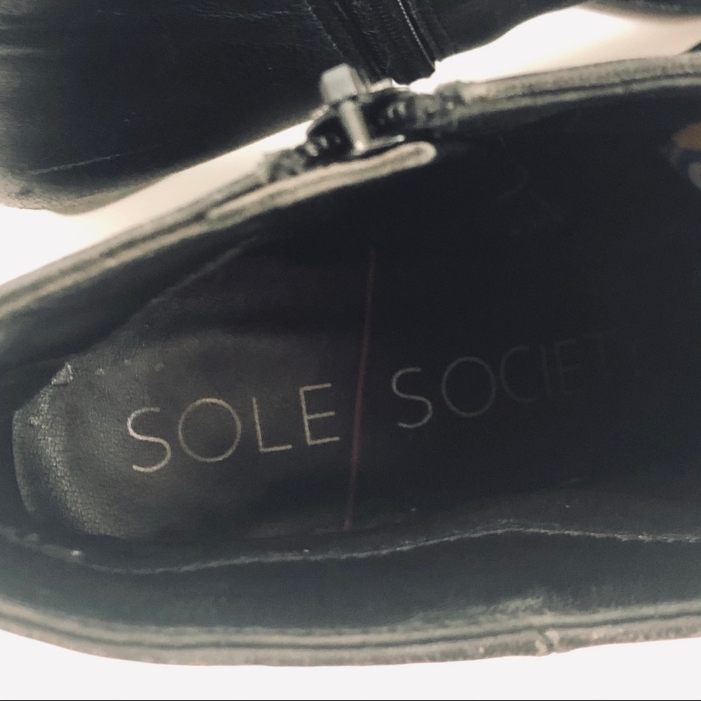 SOLE/ SOCIETY booties with side zipper. - Picture 4 of 14